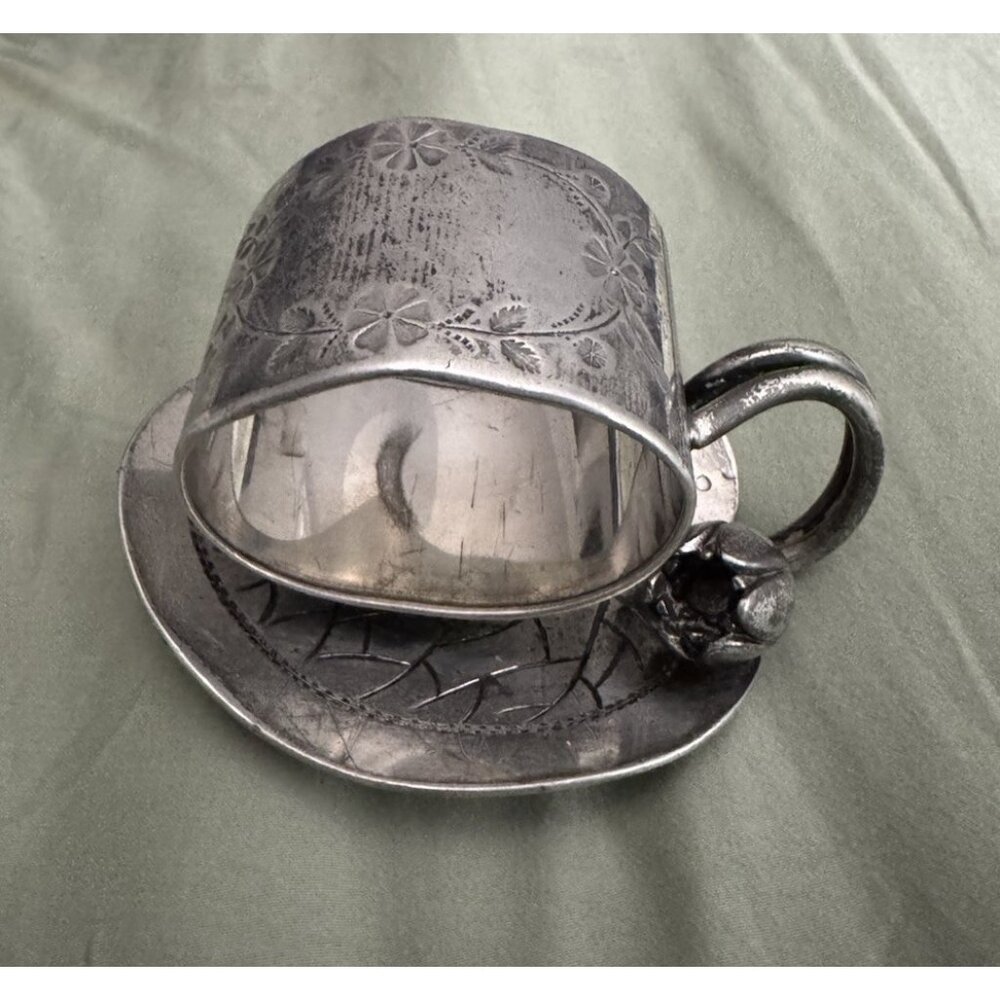 1896 MERIDEN, USA QUADRUPULE PLATED LARGE HEAVY SET LILY PAD NAPKIN RING